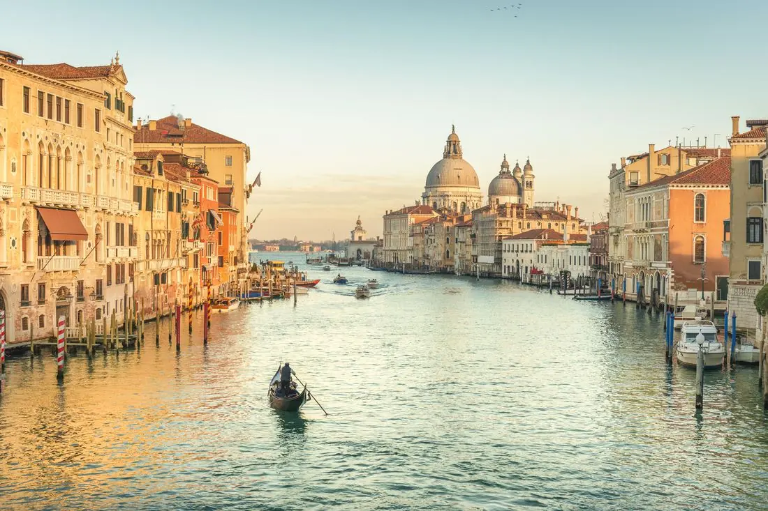 Gran Canal de Venecia al atardecer